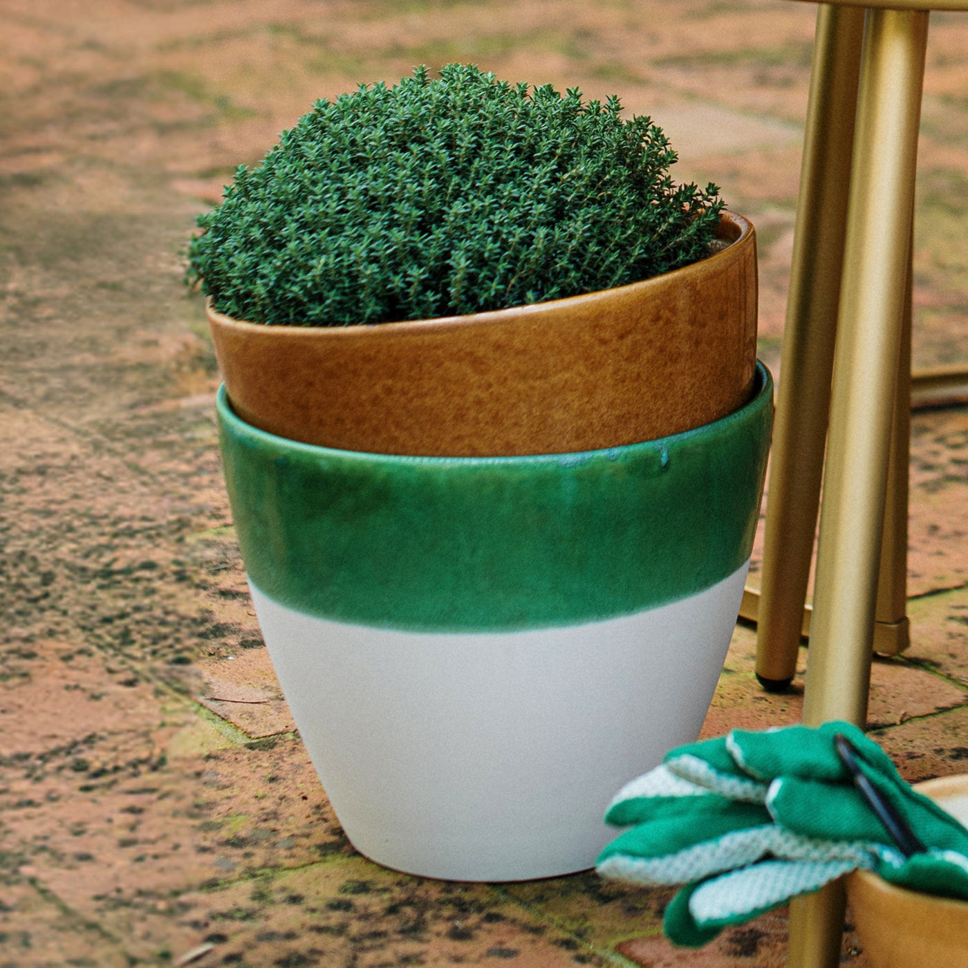 Viva Garden Amber Reactive Large Cachepot